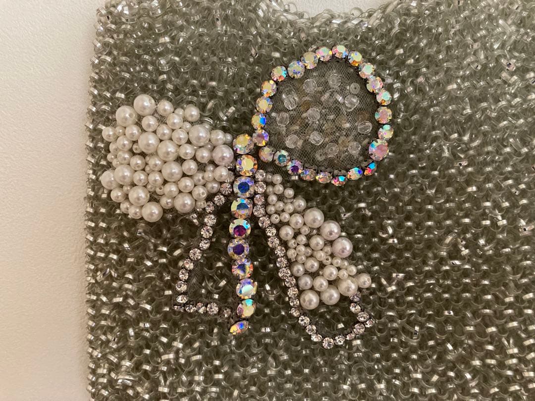 【美品】アンテプリマ　ビーズ装飾リボンモチーフ　ワイヤーバック