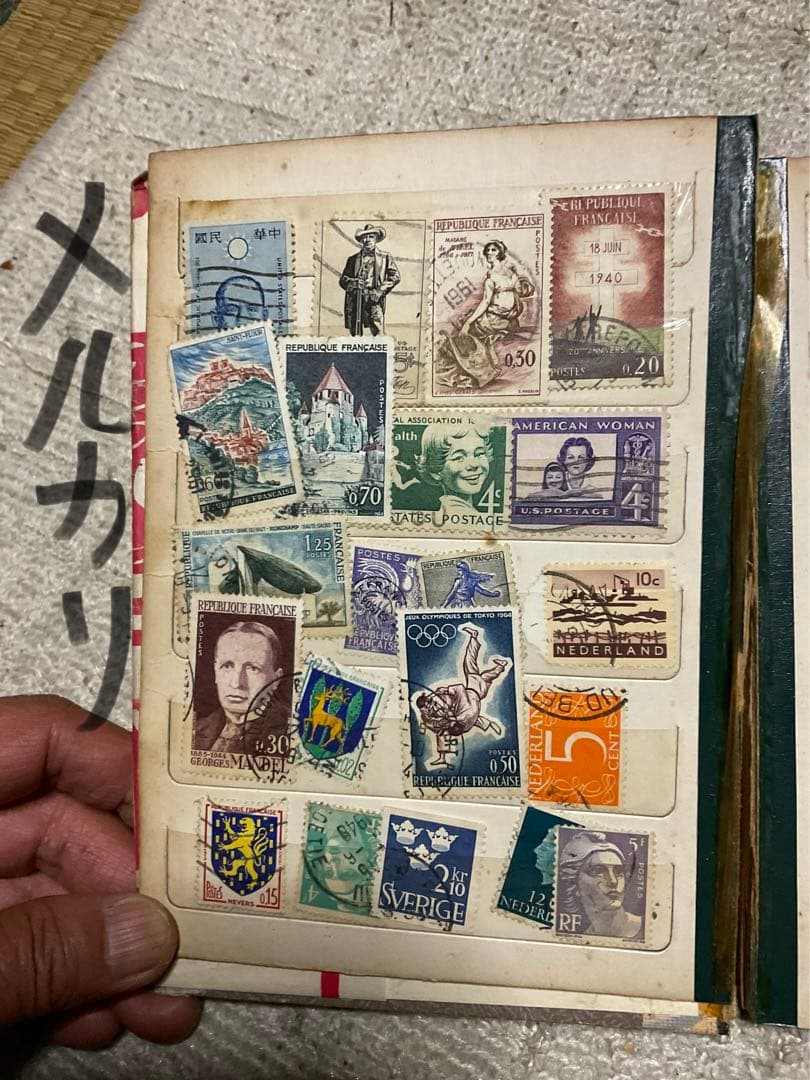 2032 現品限り外国切手使用済18枚おまとめ割引で100円引き！