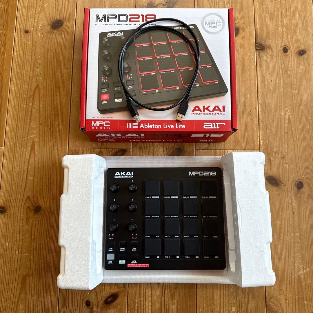 AKAI MPD218 MIDIパッド & Ableton Live Lite Akai MPD218 Professional MIDI-over-USB Pad Controller w/ Ableton