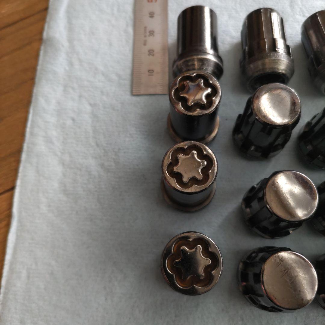 マックガードホイルロック、ナット