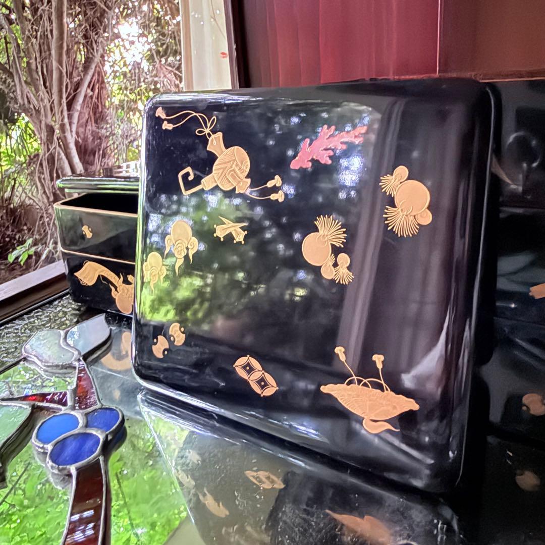 超限定1月2日20時迄‼️JAPAN『図替り宝尽くし』蒔絵梨地四段重台座付木箱入