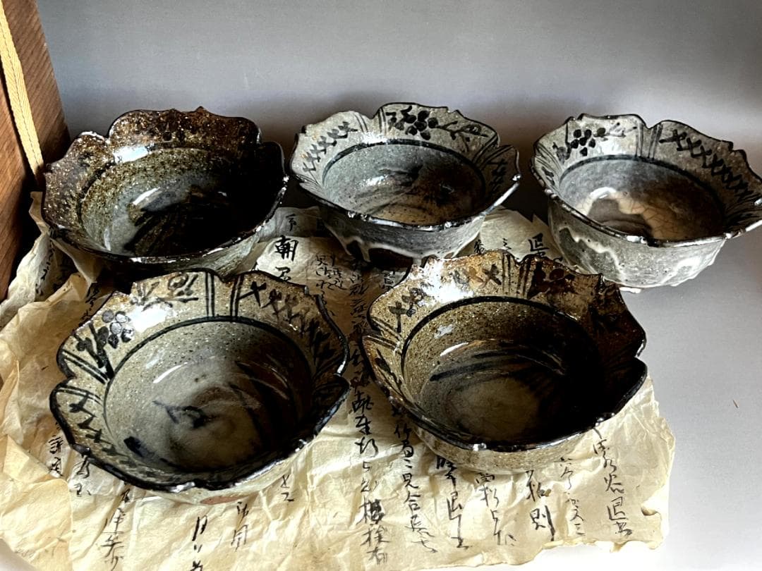 鉢□古唐津向付 5客 粉引絵唐津 菖蒲 花形 割山椒 古美術 時代物 骨董