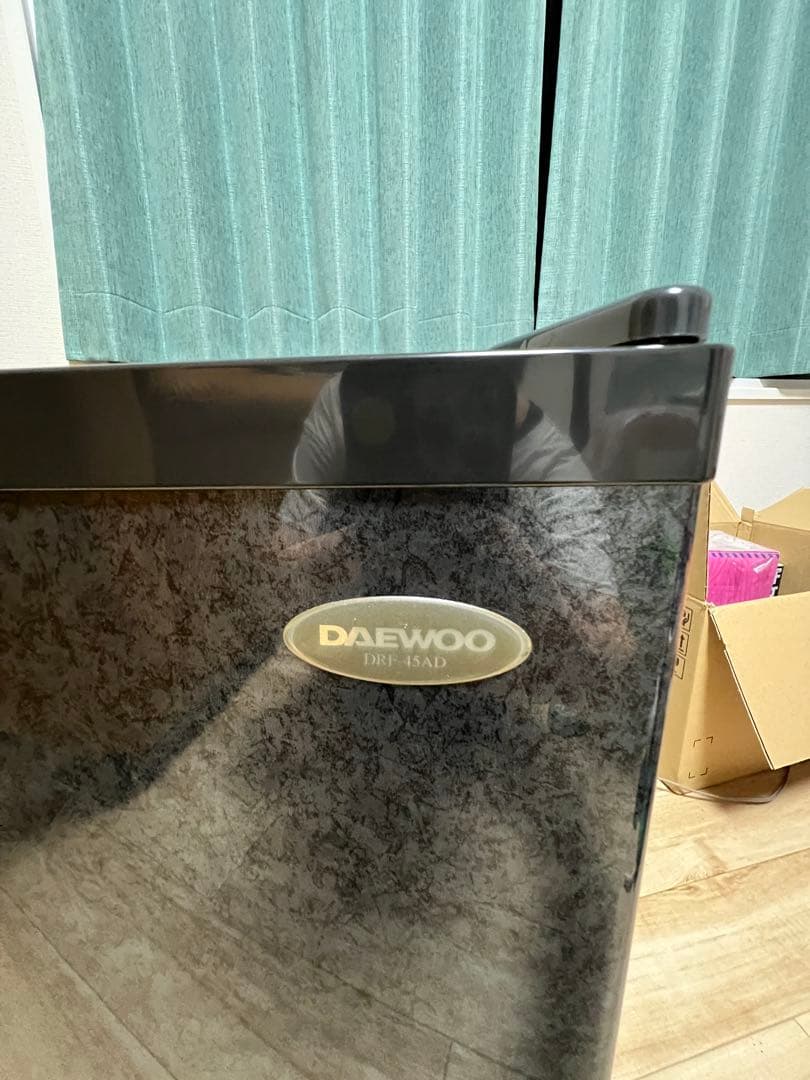 DAEWOO ブラック冷蔵庫 45×45×50 一人暮らし　45L