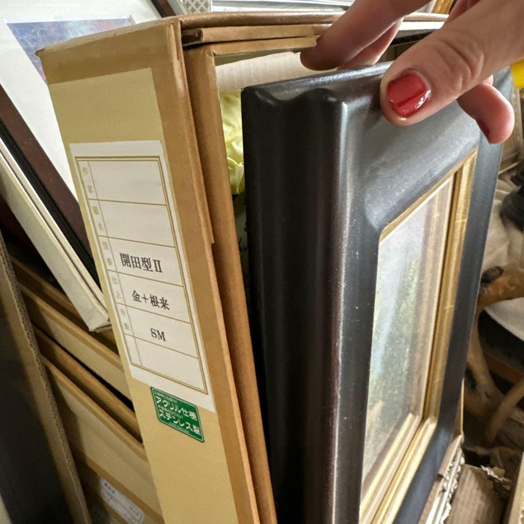 油絵　SM 新品未使用　高級額縁付取り付け金具あり