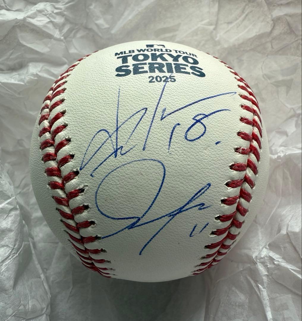 MLB開幕戦2025ドジャース先発投手2名直筆サインボール ケース付属