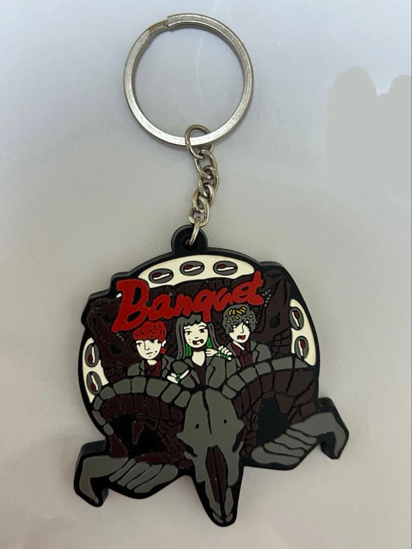 Chevon シェボン ラバーキーホルダー Banquet