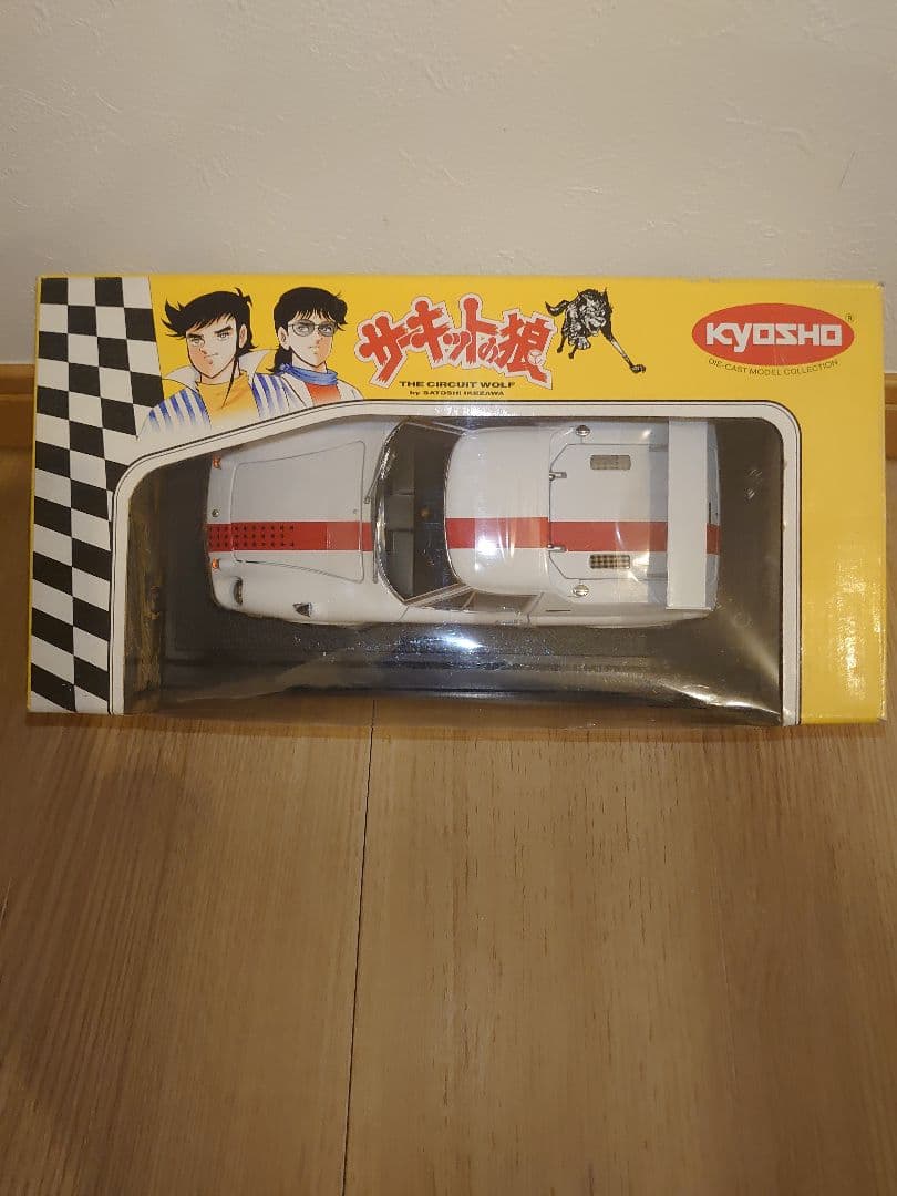 Nゲージ鉄道模型 白/赤 阪急電車