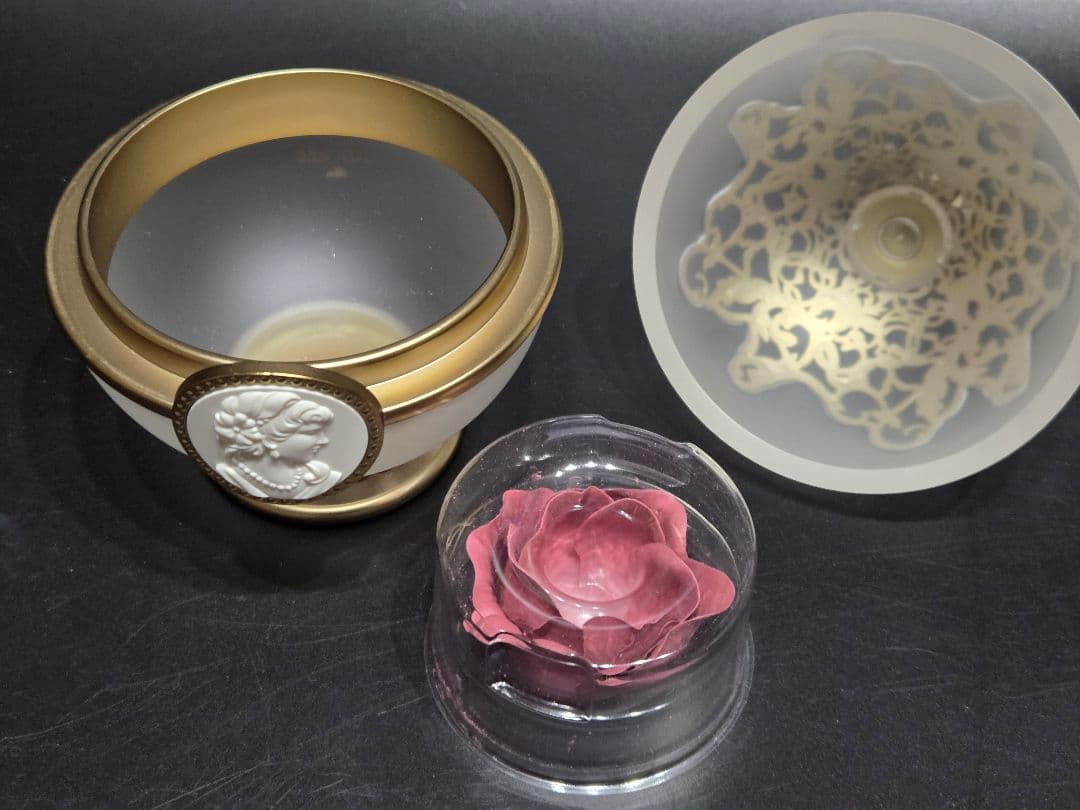 レ・メルヴェイユーズ ラデュレ スペシャル フェイス カラー ローズ 01