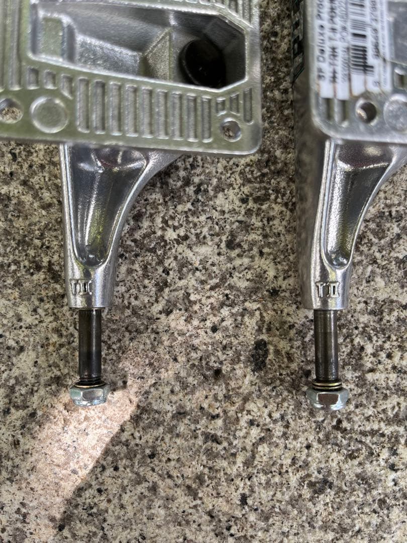 Thunder Trucks T-II HI 147 サンダートラック