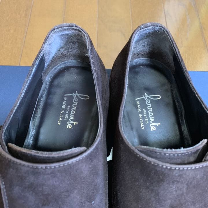 最終値下げ！美品✨【フェランテ】スウェード茶 ７