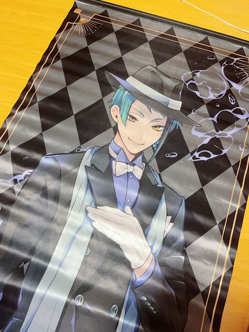 ツイステ ジェイド 等身大タペストリー - メルカリ