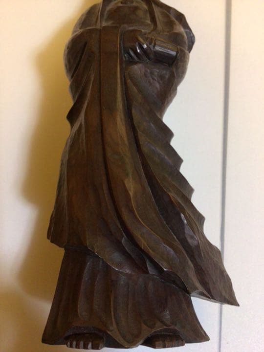 木彫仏像？いいお顔してます。。。