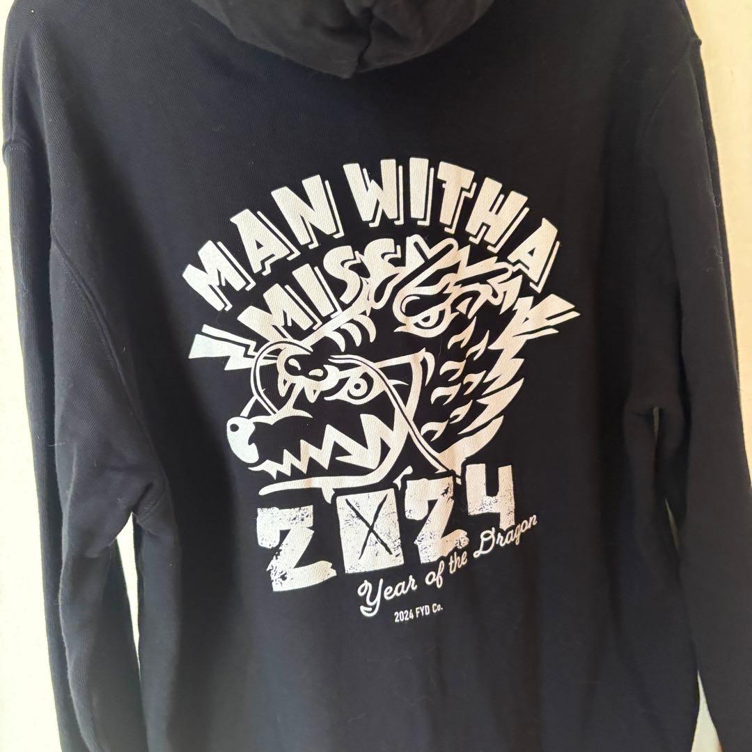 MAN WITH A MISSION 干支 フルジップ パーカー2024