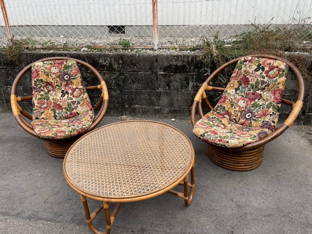 中古品）アンティーク家具3点セット。 配送なし、取りに来れる方のみ。