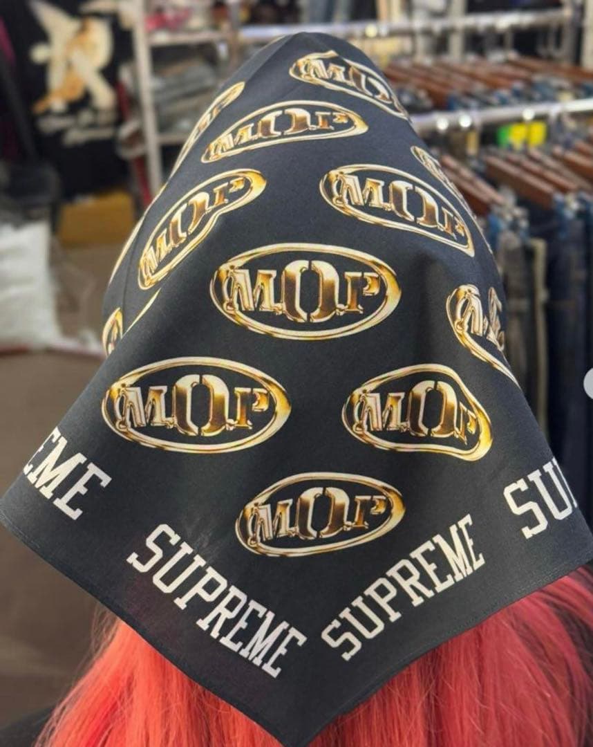 Supreme M.O.P. Bandana（エムオーピーバンダナ）