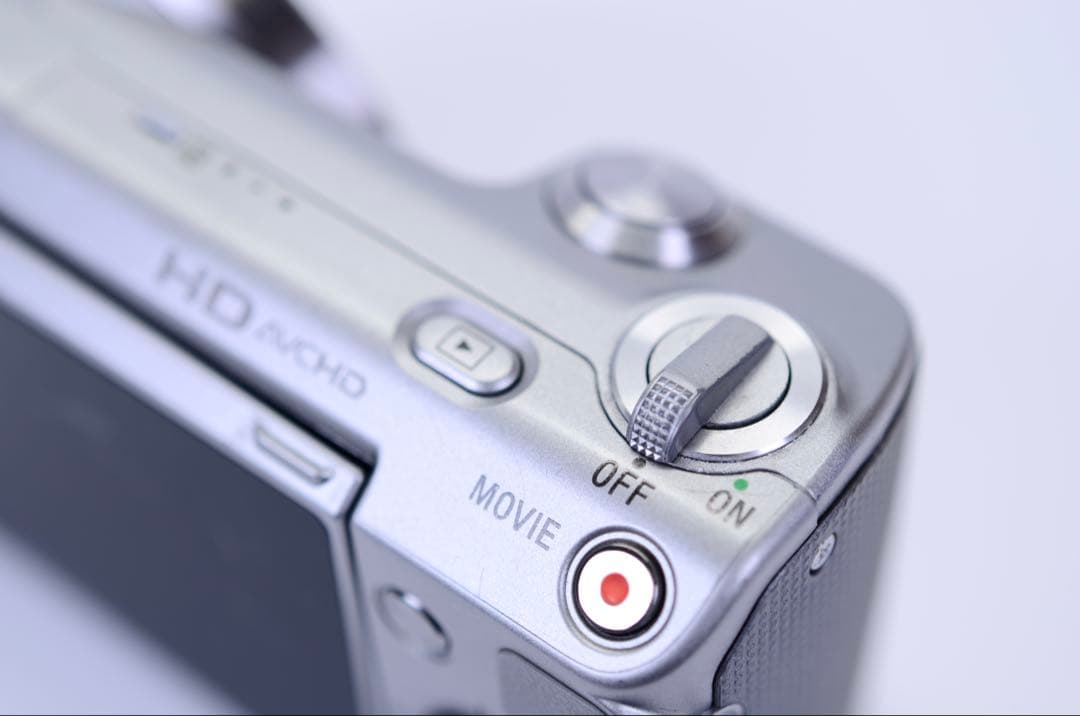 SONY NEX-5 シルバー 海外版 ボディのみ 英語表記 ミラーレス｜