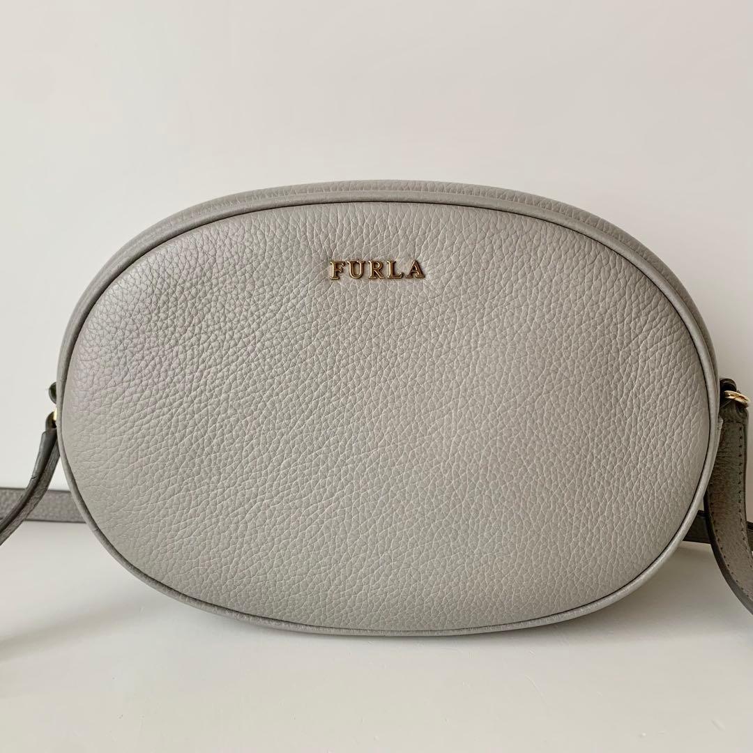 【FURLA】フルラ　ショルダーバッグ　カメラバッグ　グレー　ライトグレー