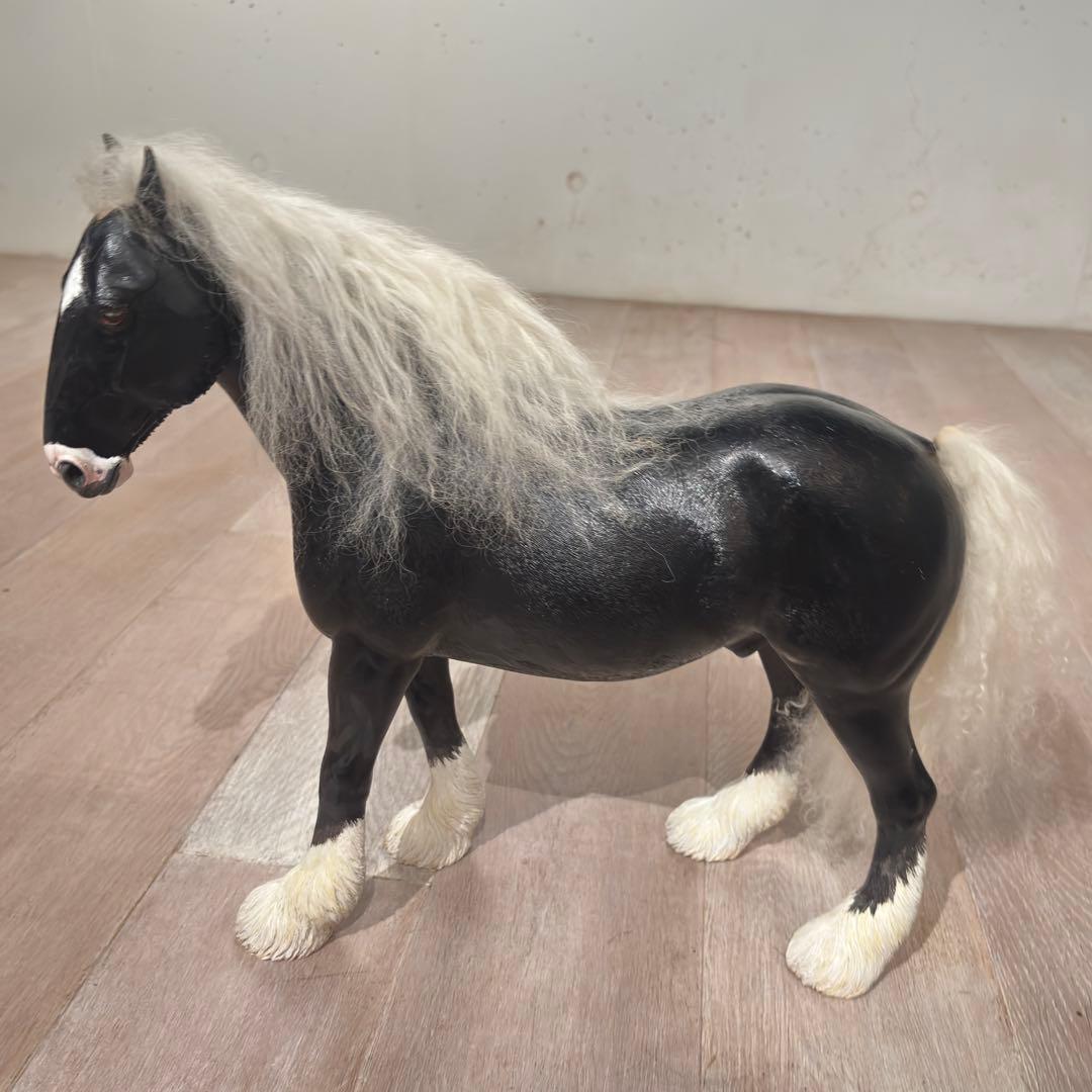 リアル BIGサイズ 馬 シャイヤー 輓馬 フィギュア - メルカリ