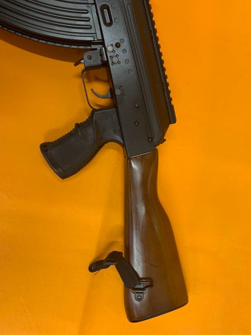 東京マルイ AKM ガスブロ木製ストック ハンドガード 付き　予備マガジン2本