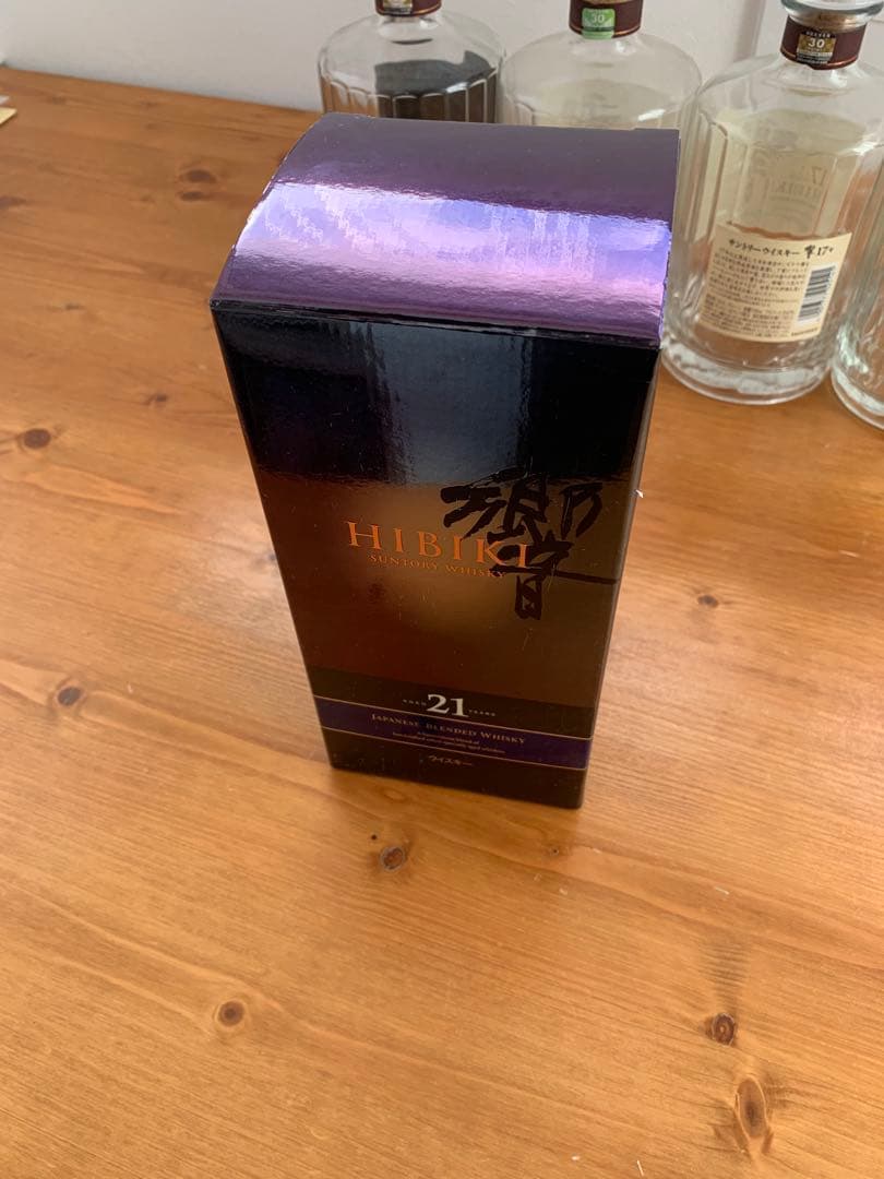 Hibiki 21年 ブレンデッドウイスキー 700ml 空瓶・空箱 - メルカリ