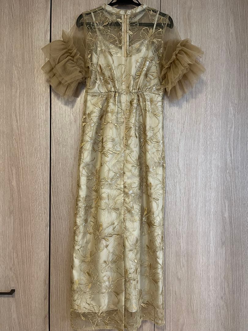 ANDRESD, niana】スパンコール刺繍レースドレス S