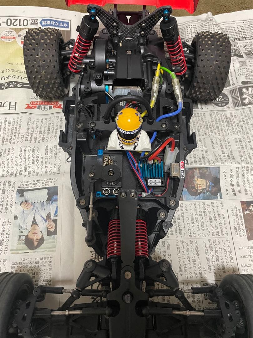 タミヤ　アスチュート2022 TD2 セナ仕様　マルボロカラー　箱有り