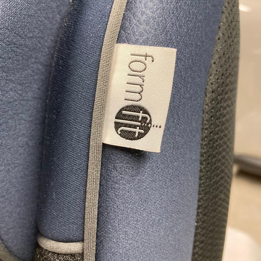 Aprica　フォームフィット AB　チャイルド＆ジュニアシート　ISOFIX