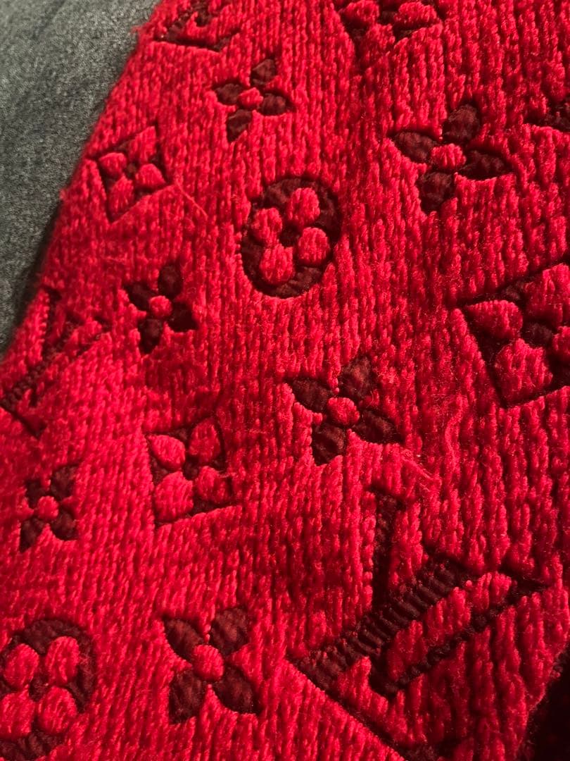 LOUIS VUITTON マフラー レッド LOUIS VUITTON レッド マフラー