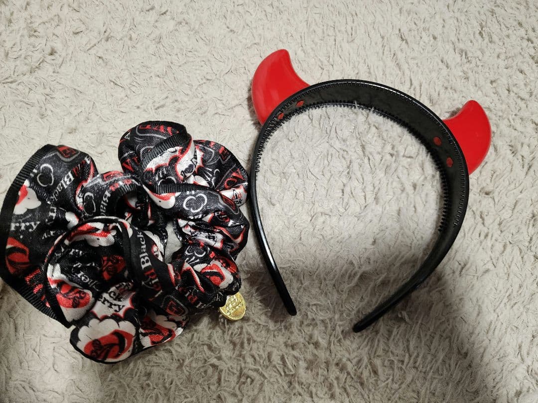 Acid Black Cherry カチューシャ&シュシュセット - メルカリ