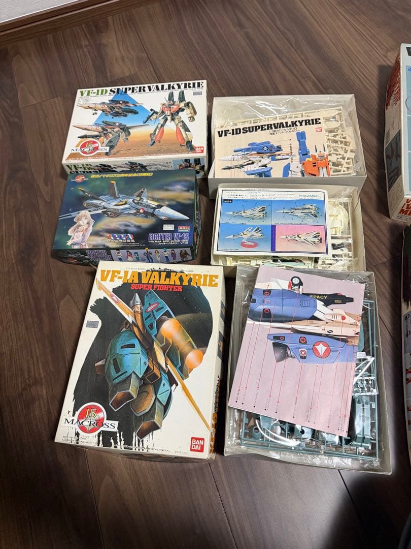 超時空要塞マクロス15周年バンダイバルキリープラモデルセット