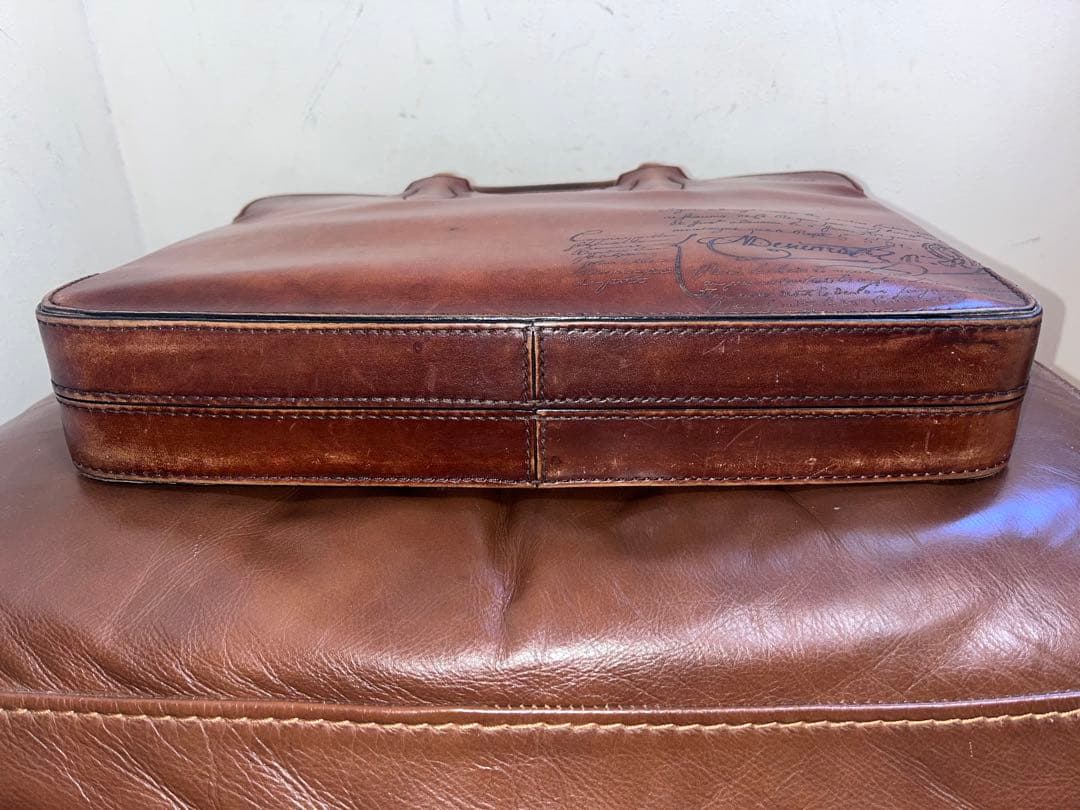 し*ん様 ベルルッティ Profil Mini Scrittoアンジュール ブリ