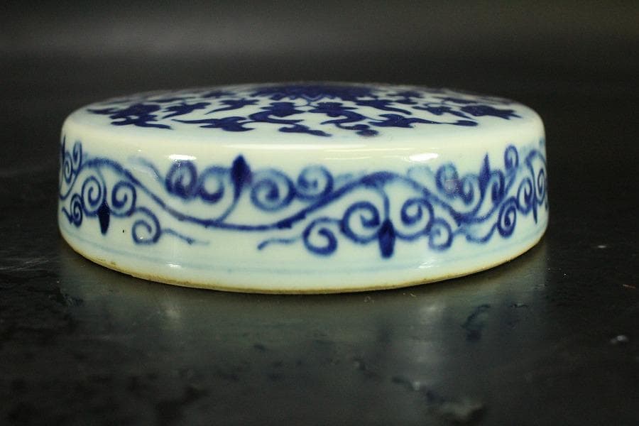 中国美術 青花 染付 纏枝蓮花紋 蓋壷(LC643)