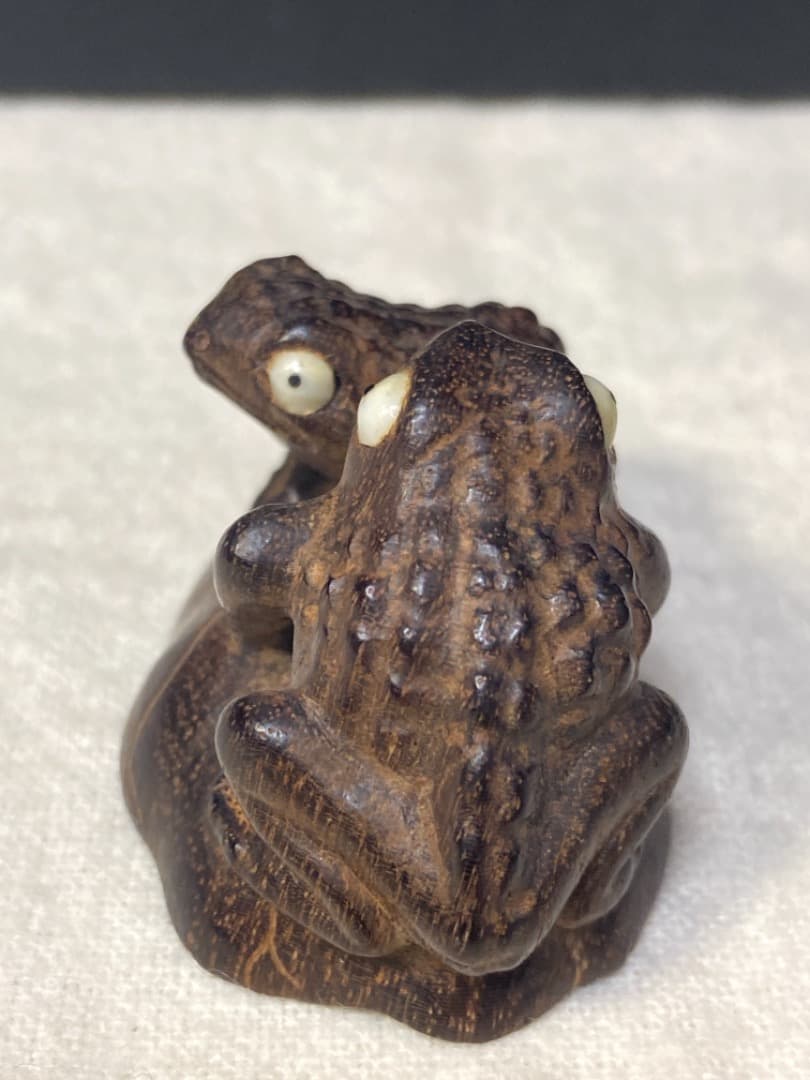 蛙根付 煙草入れ/緒締め/帯留め 彫刻/印籠・提げ物・