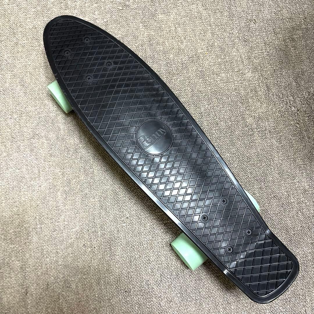 【hokulea】スケートボード 22インチ ブラックスケボースポーツ