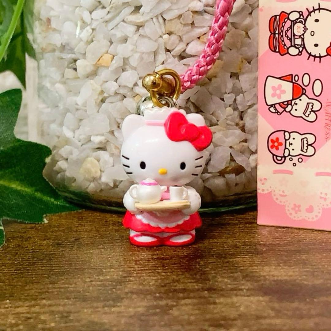 激レア ご当地キティ レストラン限定 ウェイトレスバージョン 根付け