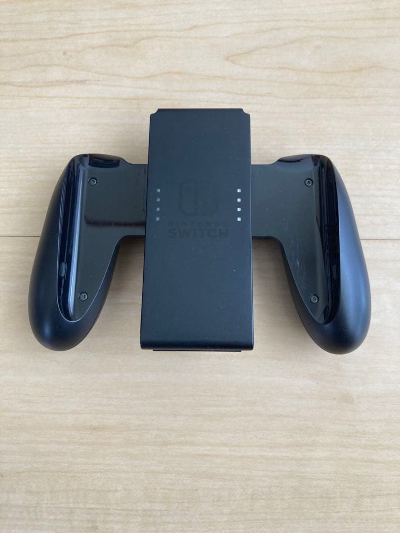 【液晶極美品】Nintendo Switch 本体 赤/青 Joy-Con付き