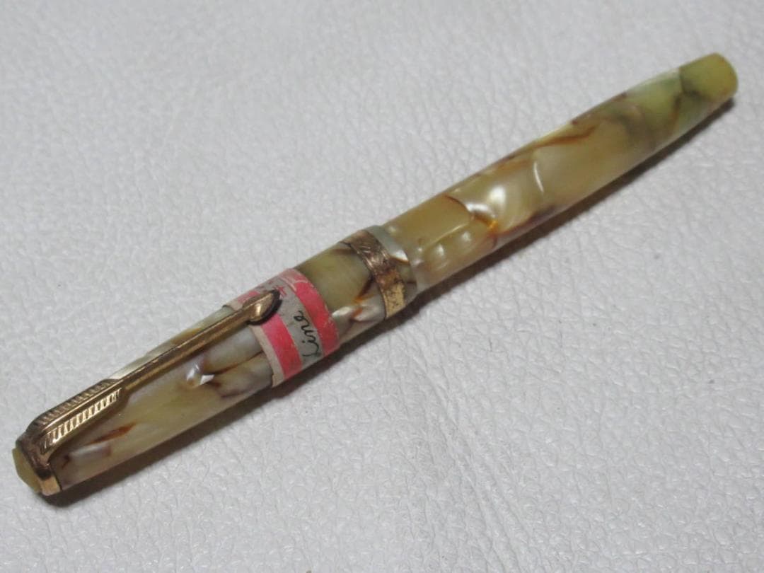 ◇未使用 1950年頃 ◇今は無き 杉田万年筆 SUGITA セルロイド製 細字