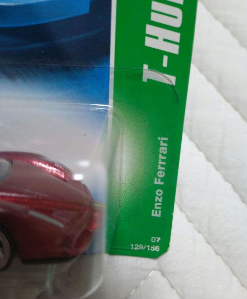 エラー品？ Hot wheels フェラーリ エンツォ スーパートレジャー