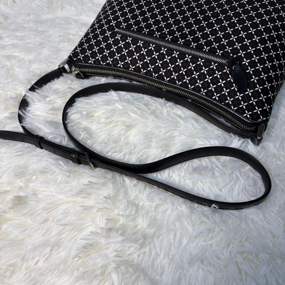 印傳屋 印伝 未使用級　ショルダー バッグ そよか 七宝　保存袋　箱付き