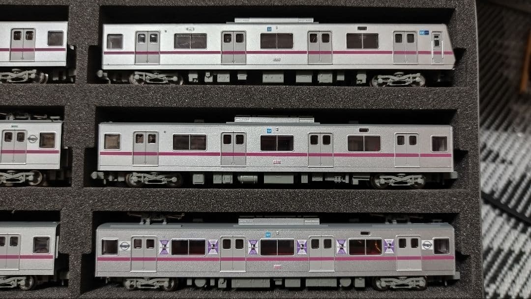 営団)東京メトロ 8000系 8110編成 ラッピング加工品 マイクロエース