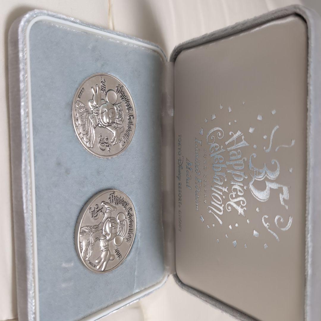 35周年記念ミッキー・ミニー銀製コイン2枚セット