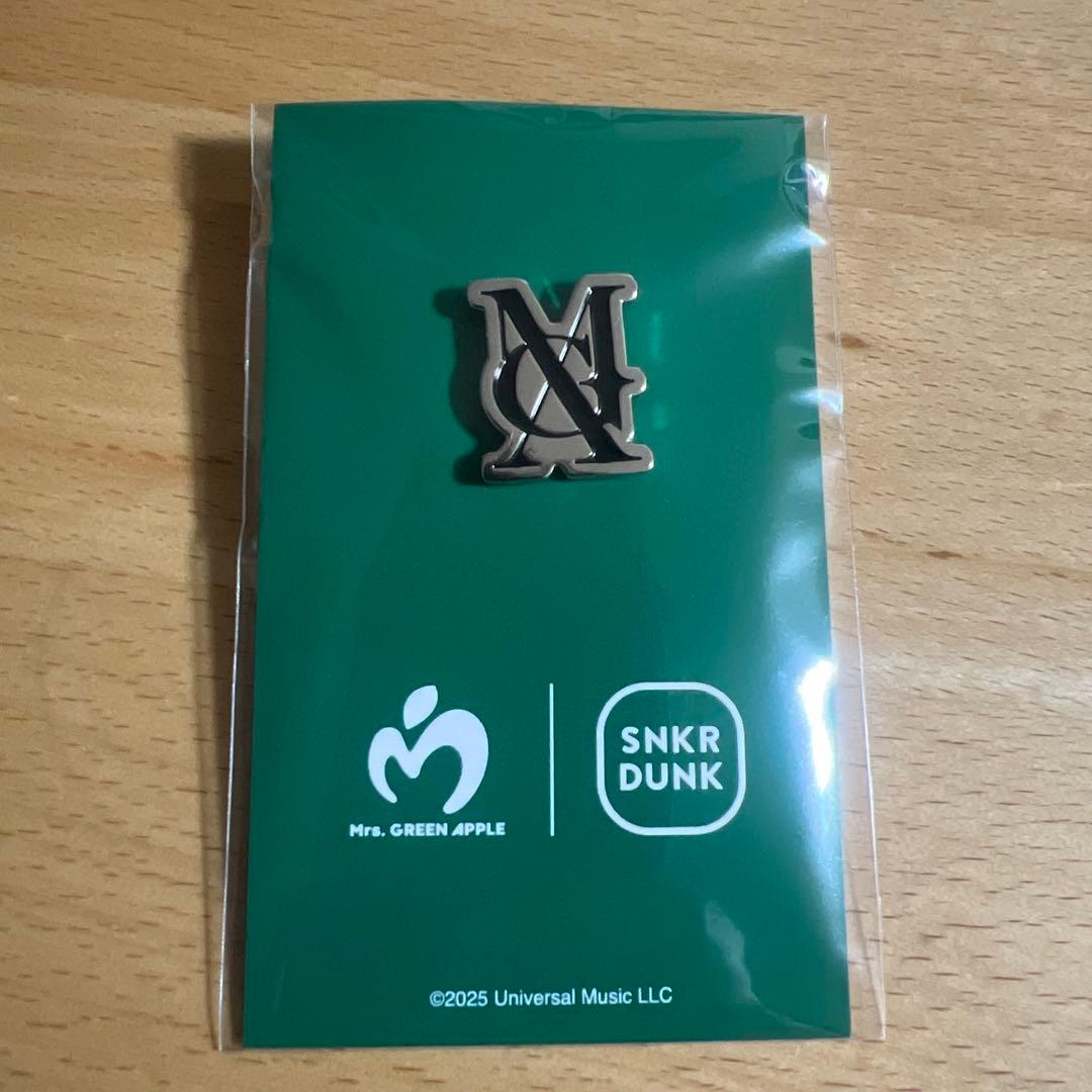 Mrs.GREEN APPLE ミセス スニダン コラボキャップピンズ - メルカリ