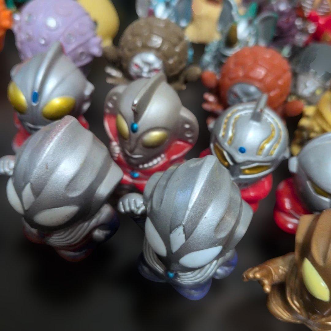 ウルトラマン 怪獣指人形まとめ売り（62体セット） - メルカリ