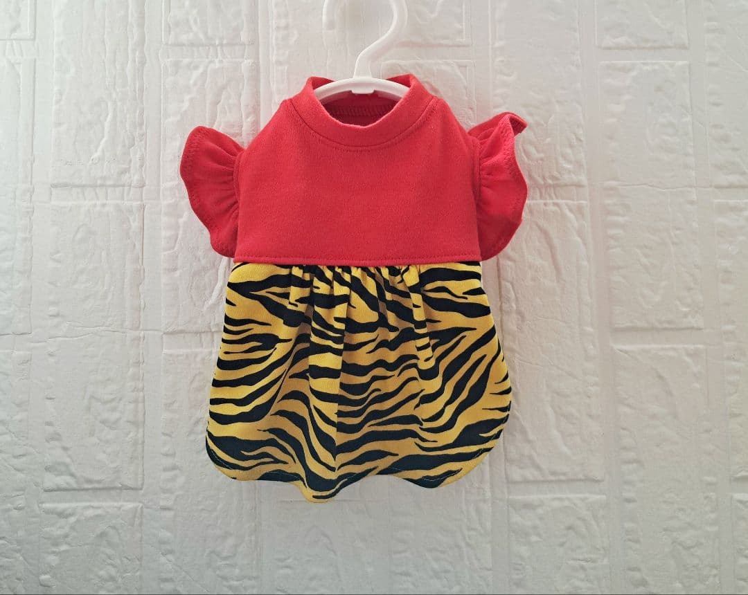 胴32 ハンドメイド 赤鬼ギャザーワンピース フリル袖 #犬節分 - メルカリ