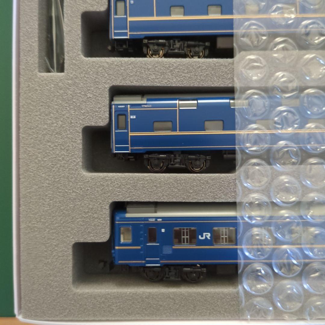 KATO 10-831・10-832 24系寝特急 北斗星（デラックス編成セット