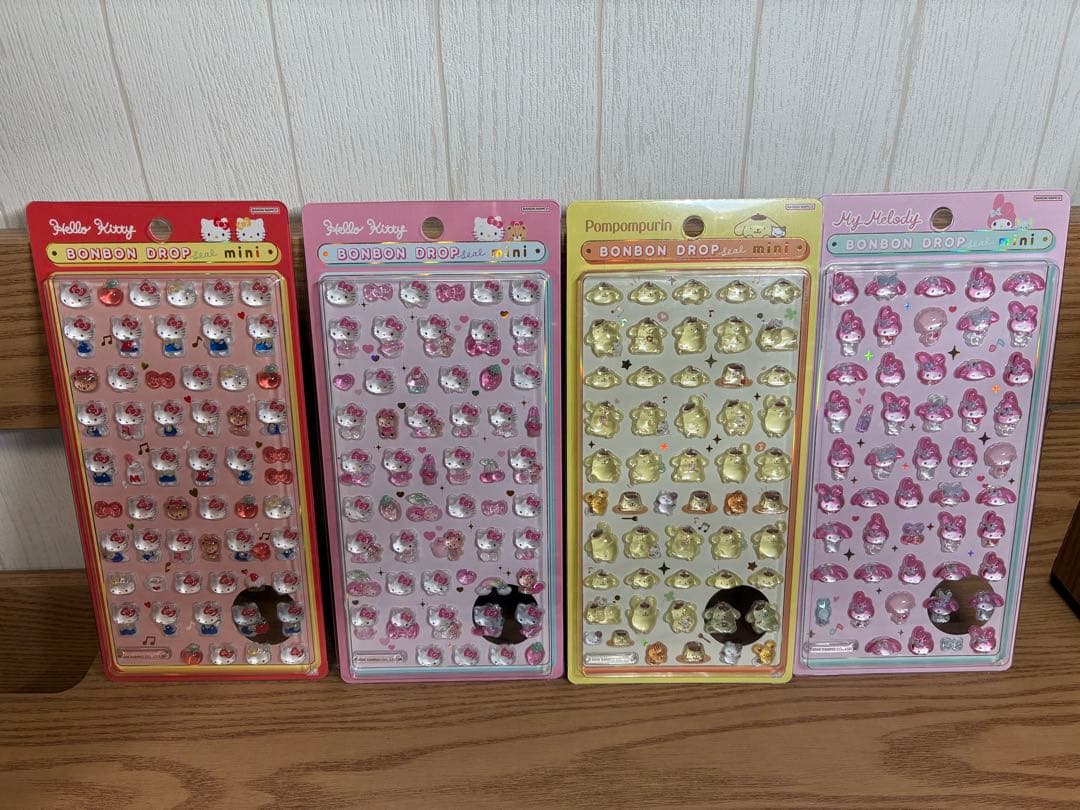 ボンボンドロップシール　サンリオ　ミニ8種　たまごっち4種　コンプリート