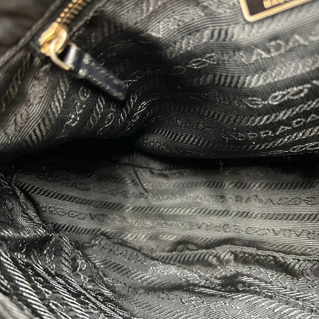 プラダ ワンショルダー 2way ハーフムーン ターンロック 三角ロゴ ネロ