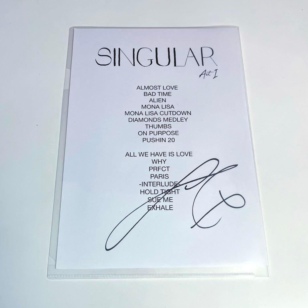 サブリナカーペンター 直筆サイン入りセトリ ライブ - メルカリ