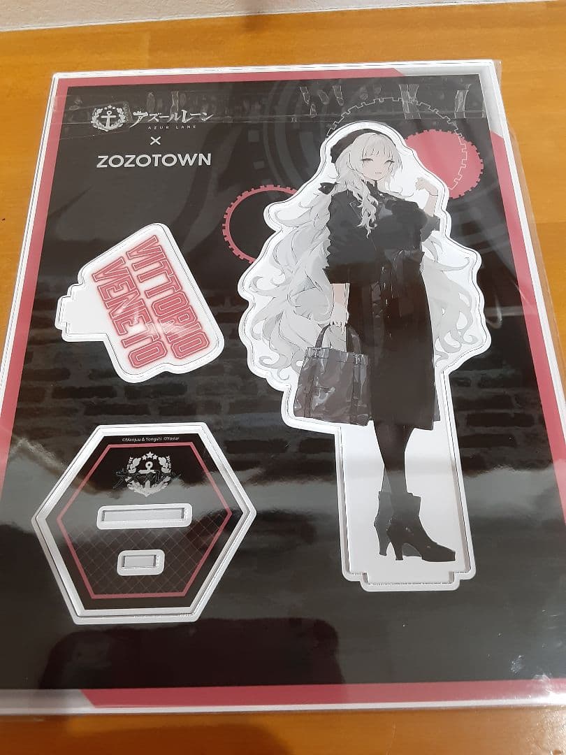 Amazon.co.jp: アズールレーン zozotown コラボ ベルファスト アクリル