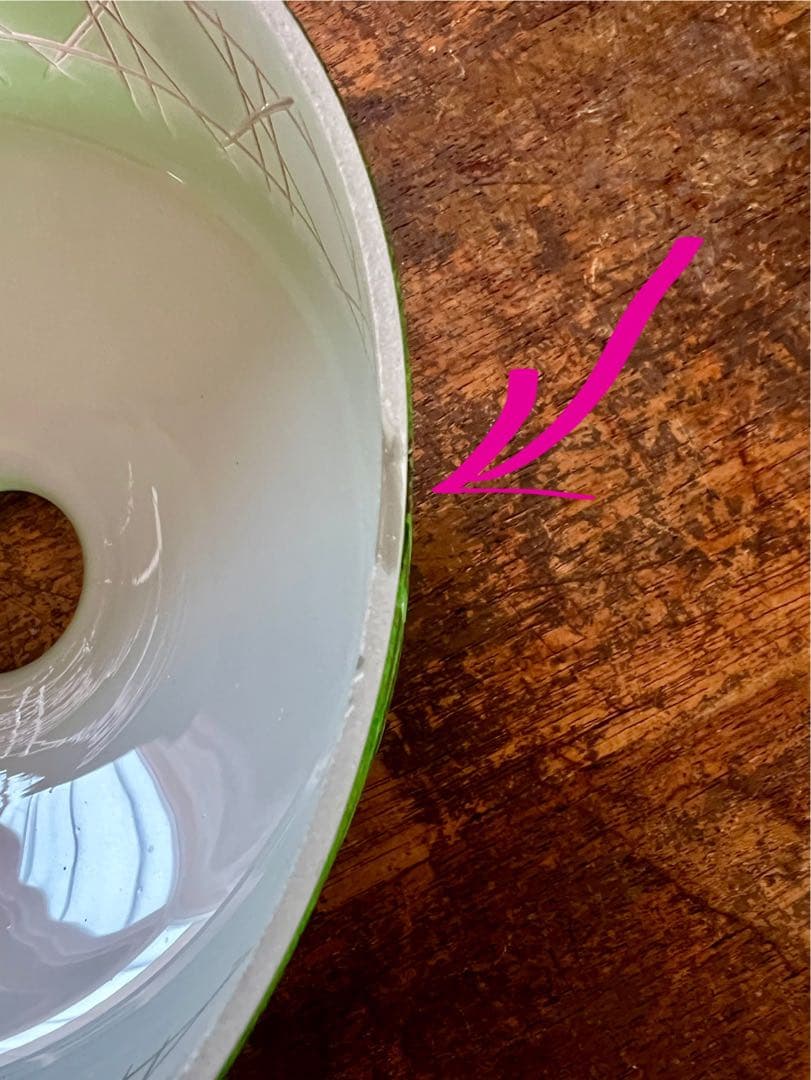 被せガラス緑色ガラス電笠 大正ロマン 洋館 古民家 切子 ウランガラス